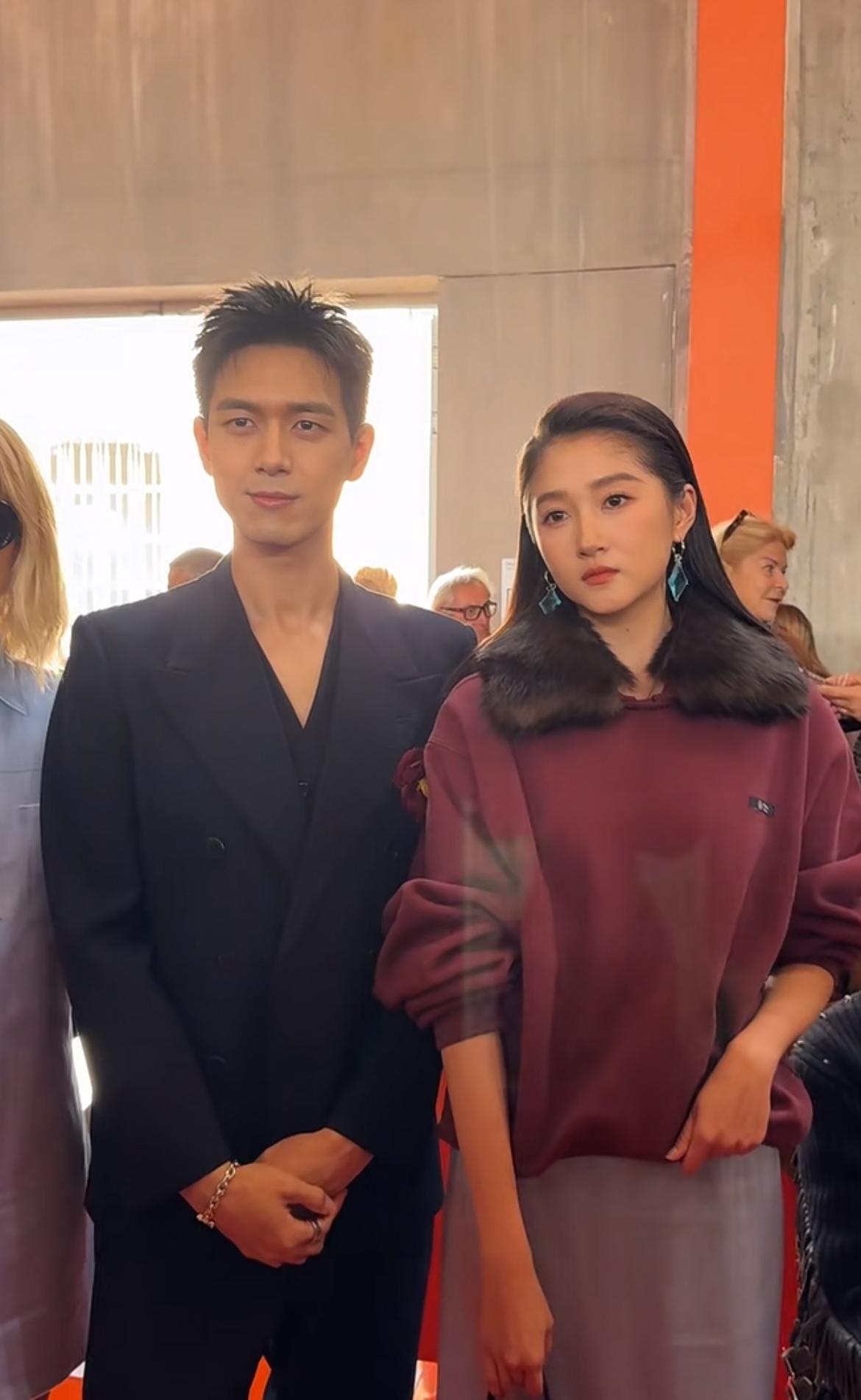 Prada代言人李现第五次闪耀米兰   帅帅帅，干净利落有气质。李现身高真的一点