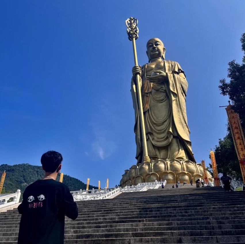“婚外情”里的男人如果你和她分分合合超过2次，
你听我一句劝：和她在10天之内断