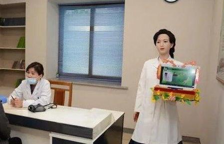 朝鲜推出美女AI机器人，已经超越中美，直接上岗开始工作了？
朝鲜媒体披露其人工智