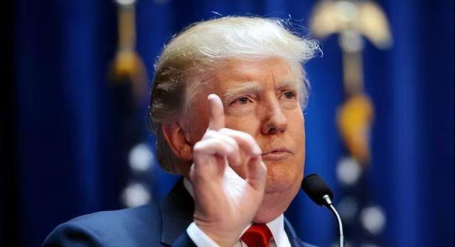 344票赞成、79票反对，特朗普逃过弹劾，还对中国提出一个请求。在参议院以344