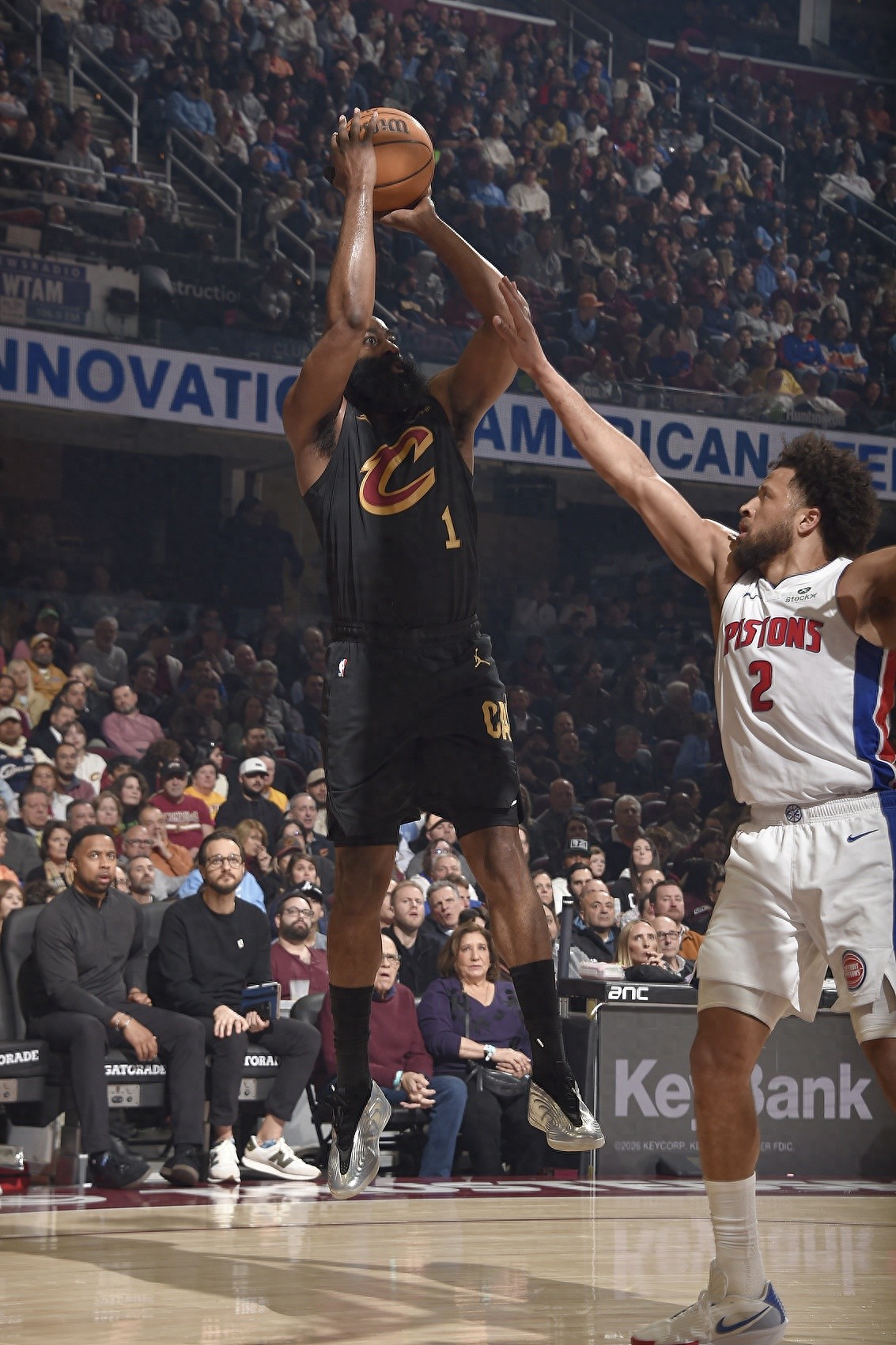 骑士要想走得远，哈登需要去休息治伤

哈登这样子，持续消耗进入季后赛的话，肯定拉