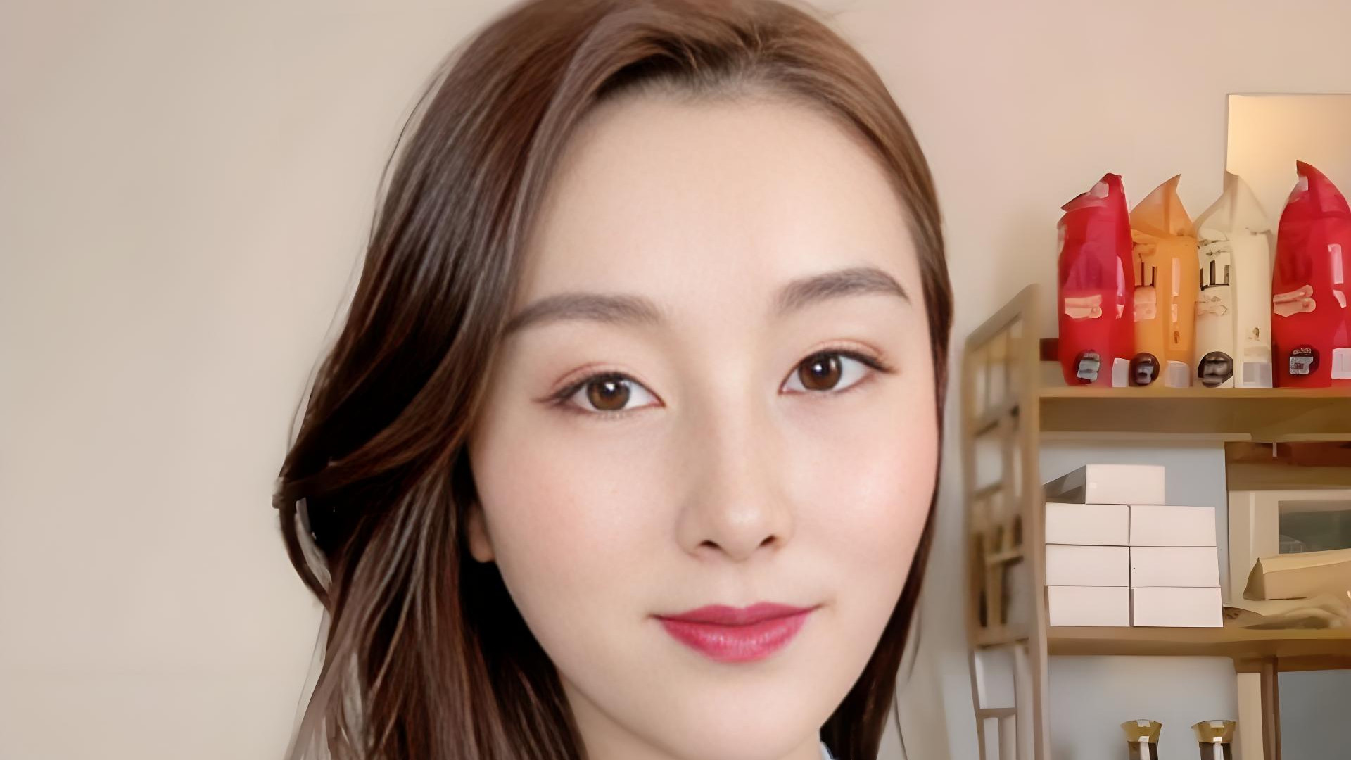 谢孟伟妻删光恩爱照火速切割，吃瓜群众直呼：太现实了！