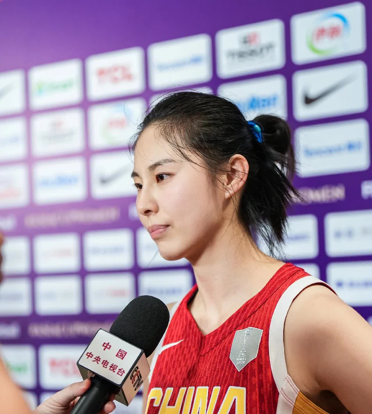 我发现一个问题，中国女篮即将重启集训，时间是8-10月共三个月，亚洲杯才结束没多
