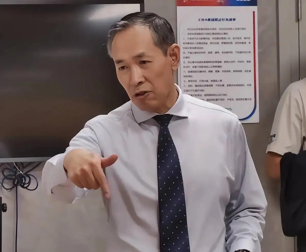 许利民赛前接受采访是这样说的
最后一场比赛了，我们要为荣誉而战！没有退路了，北京