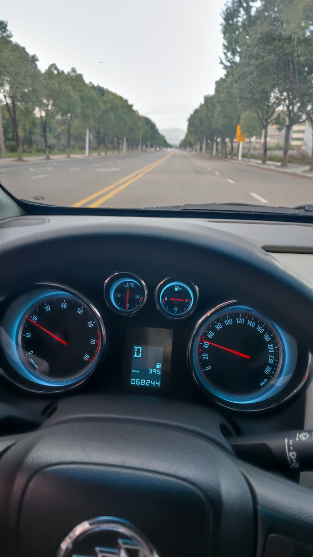 英朗gt油耗高怎么办？
刚买的英朗gt，2013年的，一手车6万多公里，价钱不贵