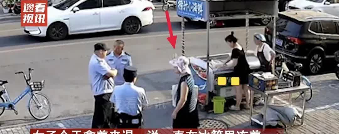 这是人干的事！山东潍坊，女子来到熟食店，要退正月初八买的鸡肝，因为吃完肚子不舒服