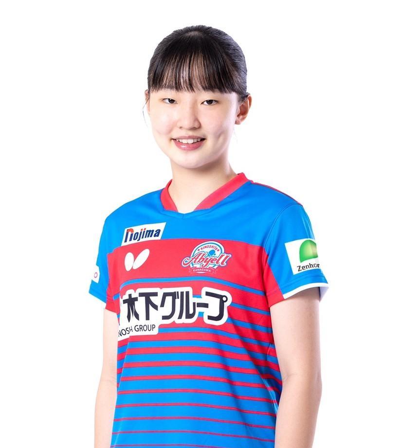 1、实力超强
年仅17岁，已高居女单世界第六，2024年亚锦赛女团决赛中，帮助日