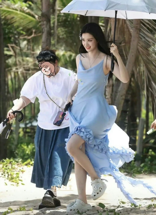 王楚然果然是大框架美女，她这到底有多高啊？ ​​​