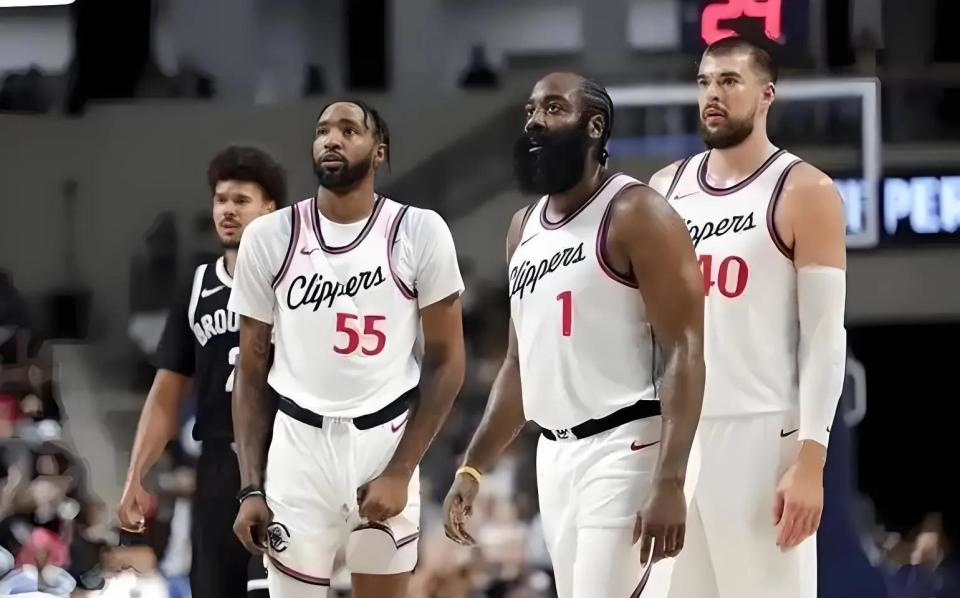 在NBA，外线领袖往往能极大提升内线球员的数据，因为他们出色的传球视野和吸引防守