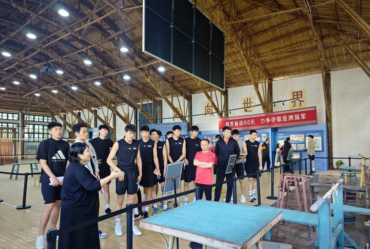 【学习女排精神，凝聚奋进力量——U19国家男排开展爱国主义教育活动】
2025年