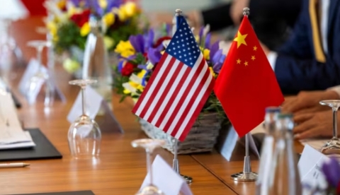 特朗普摆谱：访华可以，但中国必须发邀请函
 
访不访问中国，特朗普还摆起谱来了。