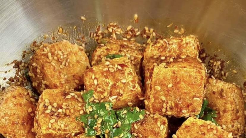 包浆豆腐：一口爆浆的“豆腐刺客”，在家也能轻松复刻！