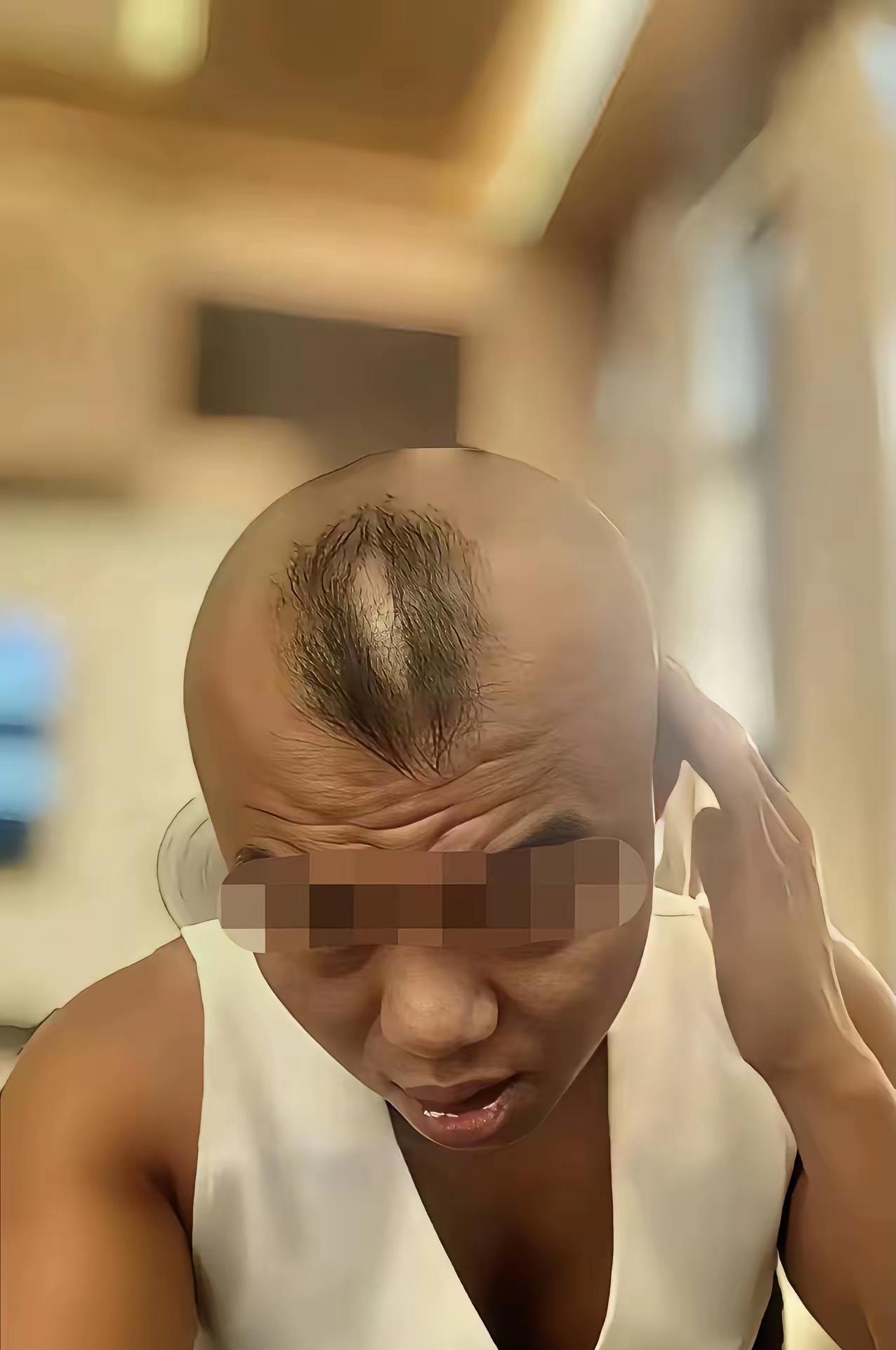 不得不说，
这理发师绝对是个人才。