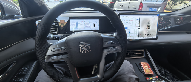 秦L一周感受
秦L领先120的，优点确实是省油省费用了。缺点也明显，今天主要说说