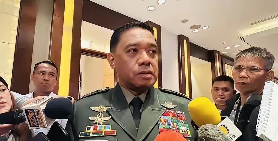 中方敢动仁爱礁破船就“开战”？菲军总长刚放狠话，却被下一幕彻底破防
​​菲律宾