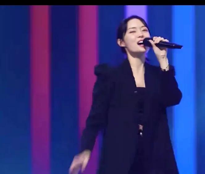 大无语！某韩流女星居然连粉丝和熟人的钱都骗，借了钱就玩消失！法院判了：4个月牢饭