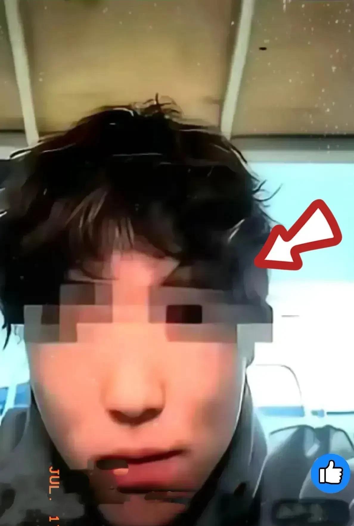 《为什么李某莳男友没疯而有的网民却疯了》
      李某莳的男朋友出来发声了，