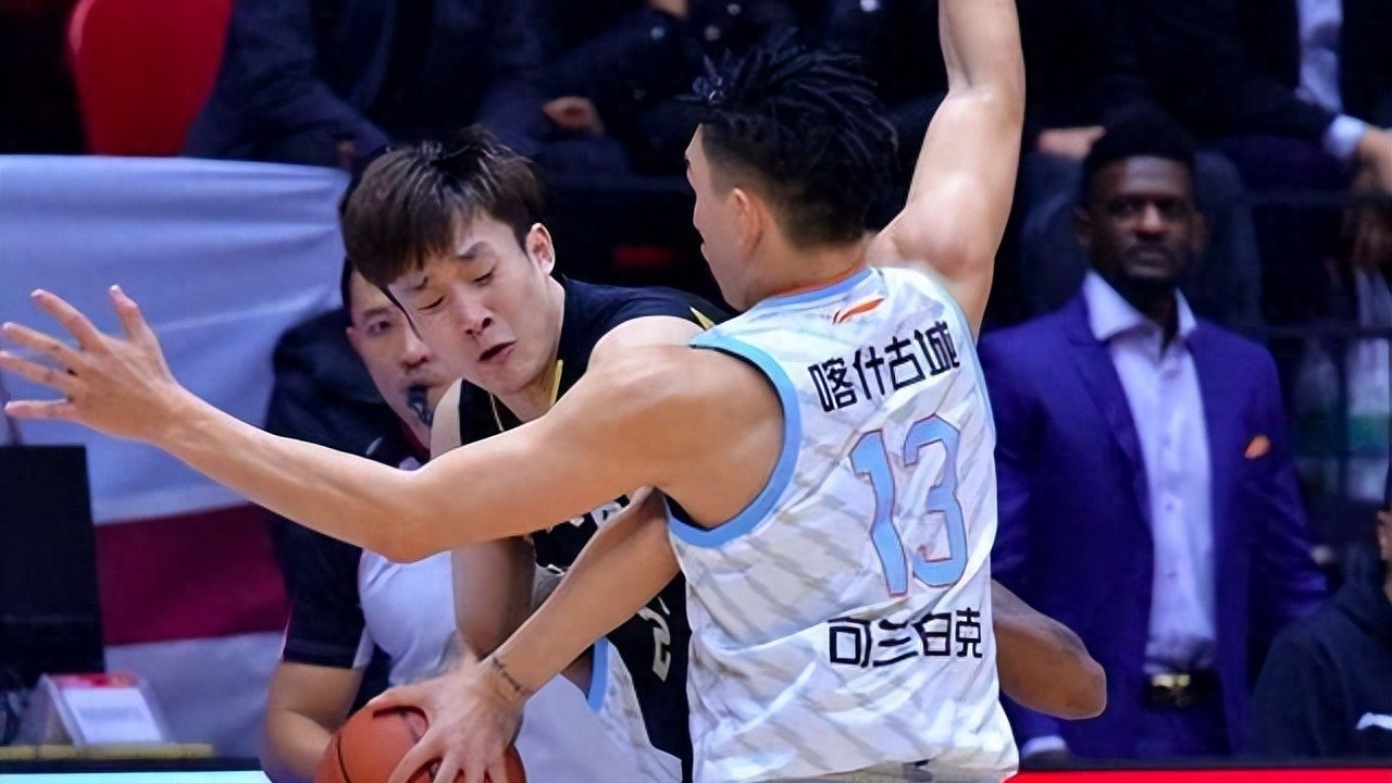 山东高速男篮：为山东篮球呕心沥血，两人该感谢他，球迷不该忘记