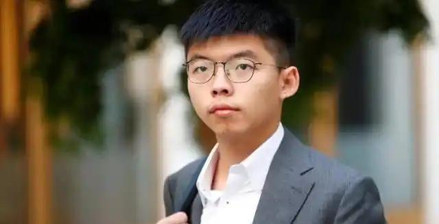 [月亮]黄之锋又被抓了，这次是因为涉嫌危害国家安全，而且在之前，他其实已经被判过