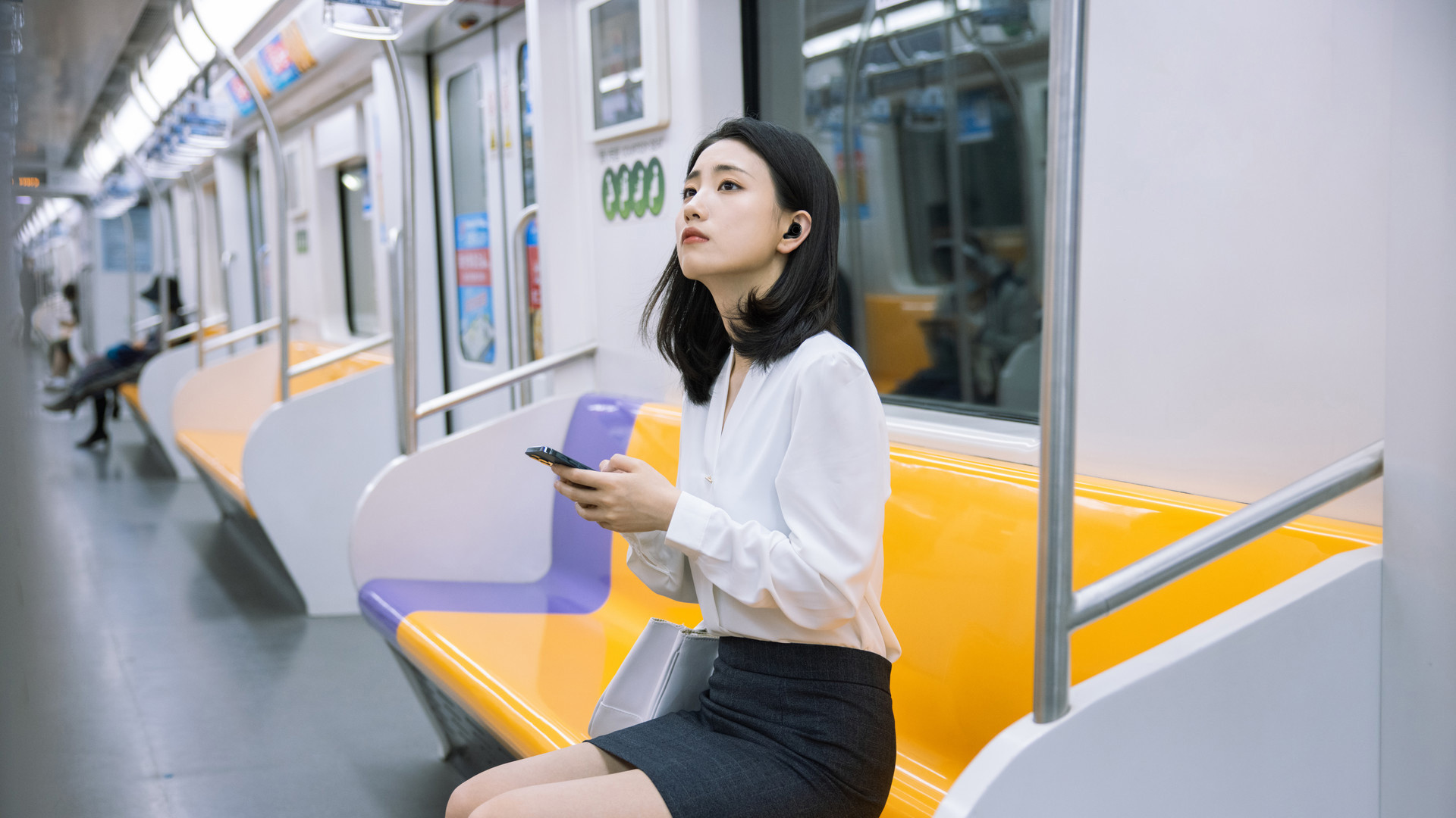 通勤路上的私藏BGM！览邦LaiPods Pro+耳机一戴，世界只剩旋律～