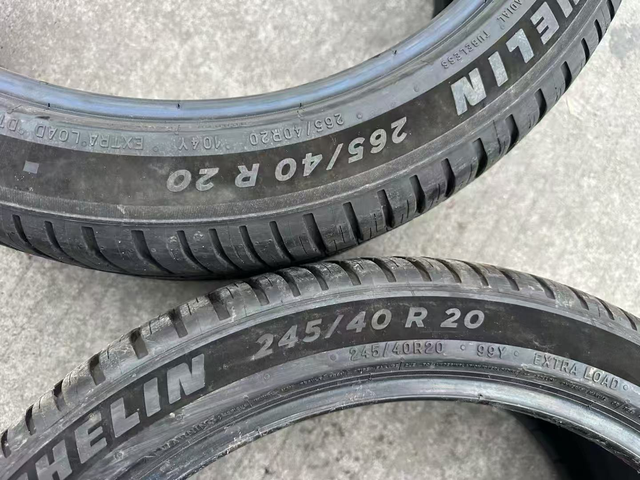 小米su7高配版一套原厂轮胎
小米汽车SU7 Max版原厂配套米其林245/40