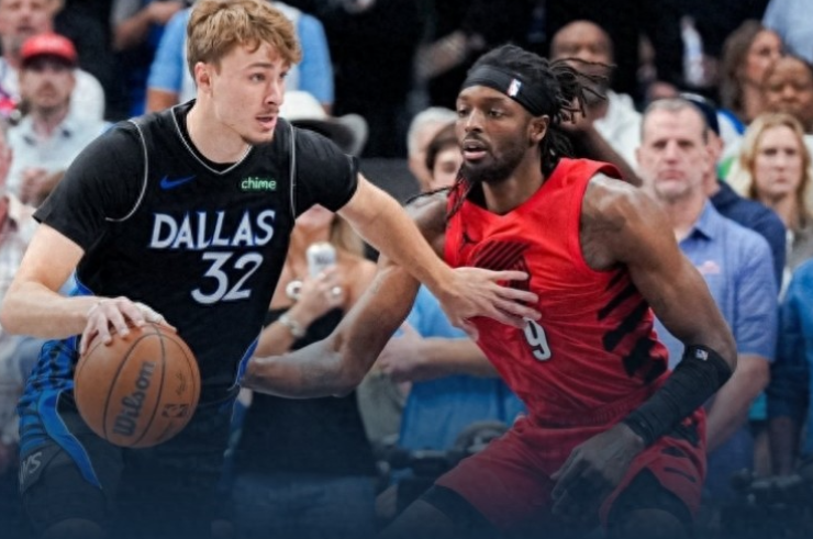 NBA常规赛继续进行，开拓者延续客场之旅挑战独行侠，杨瀚森此役出战G联赛缺阵，独