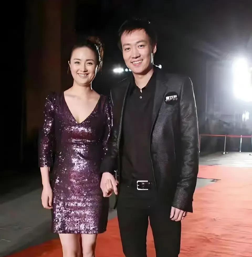 演员朱媛媛患癌去世，老公辛柏青发布讣告！
5月21日，辛柏青在社交平台发布妻子朱