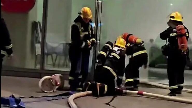 小米又陷风波！网传汽车工厂起火，官方急澄清，为何网友不买账？