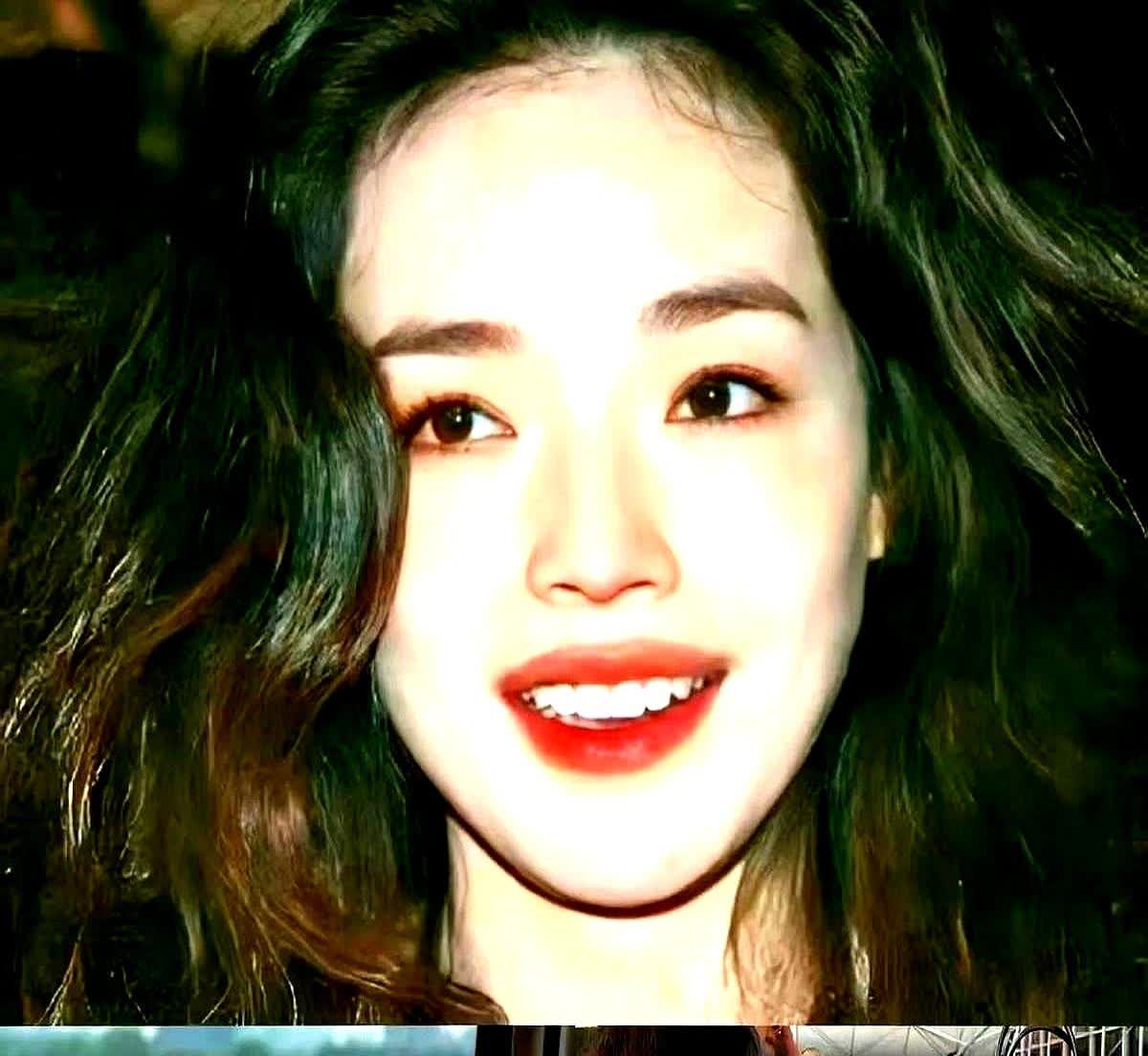 终于明白，为什么舒淇与冯德伦结婚9年，却不生小孩了！

上次看她拎着个磨出毛