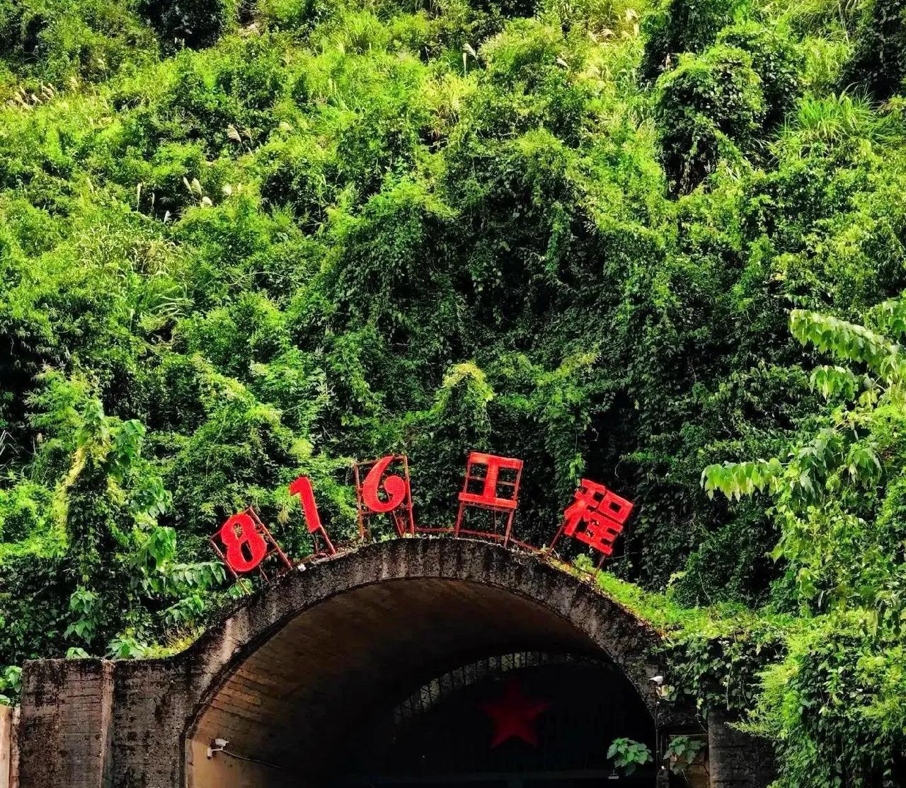 六七十年代三线建设的原因不只是镁粉说的只防苏修，还防米帝，防一切有可能侵略中国的
