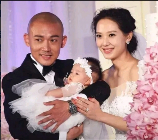 2008年，沈傲君与聂远同居6年后，迟迟不见聂远求婚，沈傲君主动出击没想到聂远说