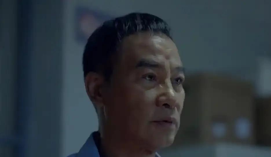 悬镜：最大恶人曝光，王秉德逍遥多年，林国强彻底坐不住。在档案室工作的林国强意外看