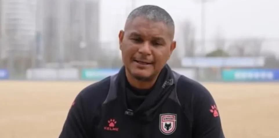 陕西联合队主教练乔瓦尼下课[机智]