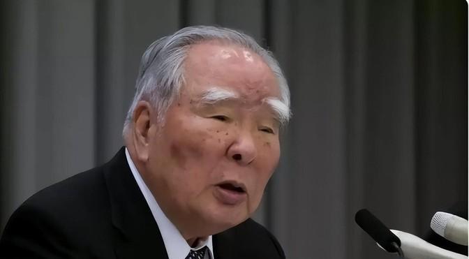 90年代初，铃木带着自己引以为傲的小型车技术，和长安成立了合资公司。
那时候国内