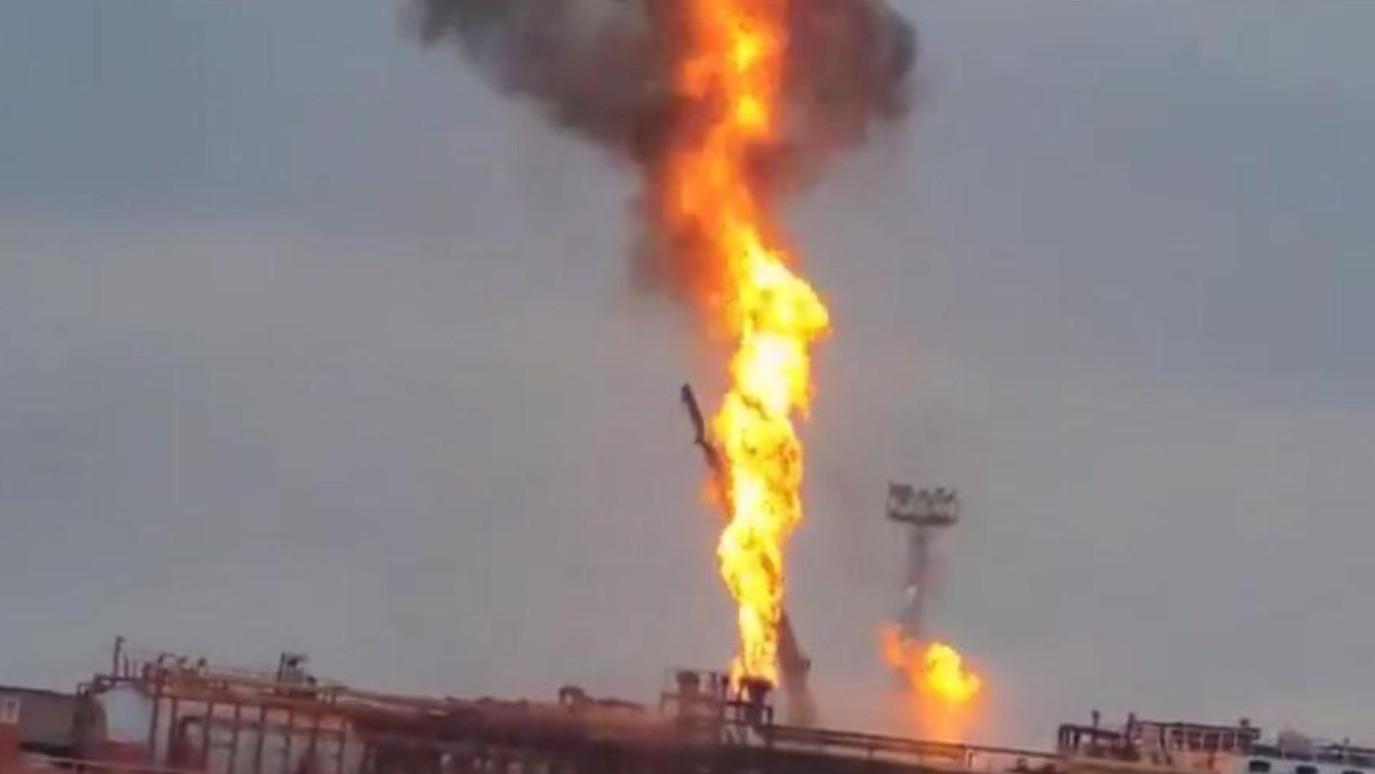 痛批高市早苗后，绍伊古遭炸弹暗杀，俄军炸响4000吨“沉睡氢弹”