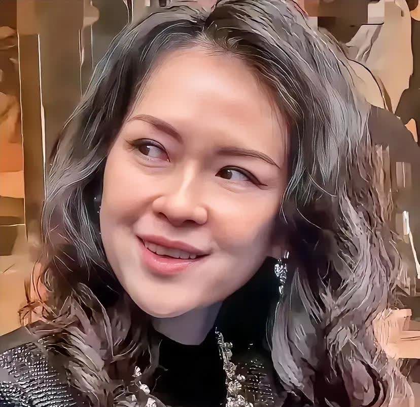二十年前杨澜采访章子怡那事儿，估计没多少人记得了。当时章子怡自己说不是不想谈恋爱