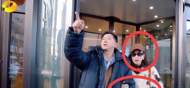 看了《妻子的浪漫旅行》
我不相信，韩庚和卢靖姗他们的婚姻真的像他们说的这么相爱