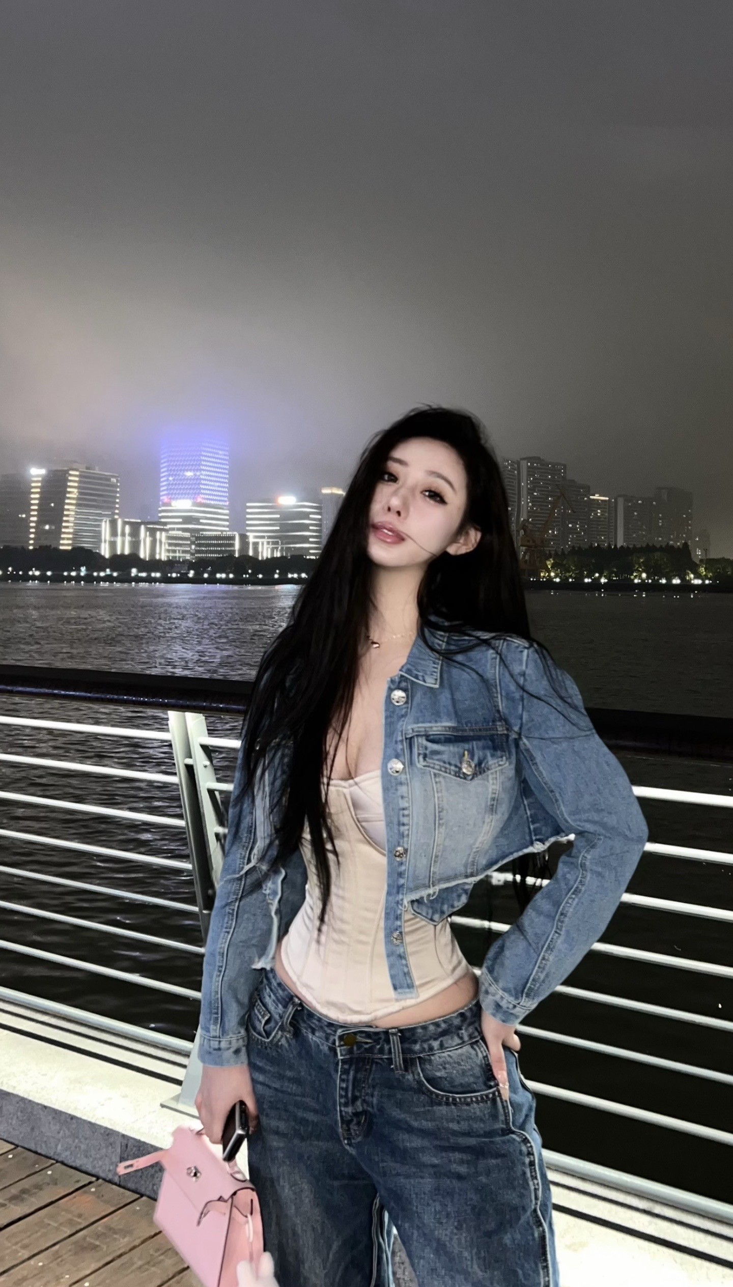 有钱人的上海和普通百姓的上海，不是一个上海