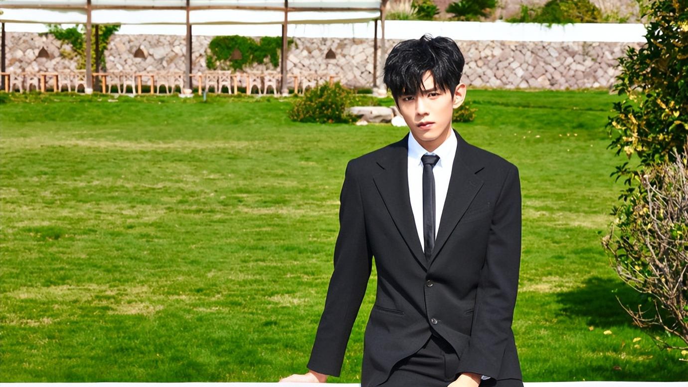 打伤王年将成的演员发文致歉，没有控制好动作力度和角度