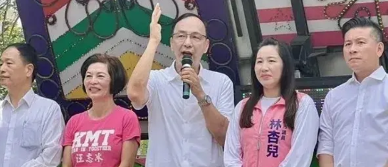 今日上午，国民党主席朱立伦于参加国民党台北市士林北投场政策说明会前夕接受访问时指
