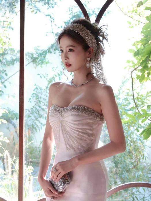 美到了，最喜欢的一套高定