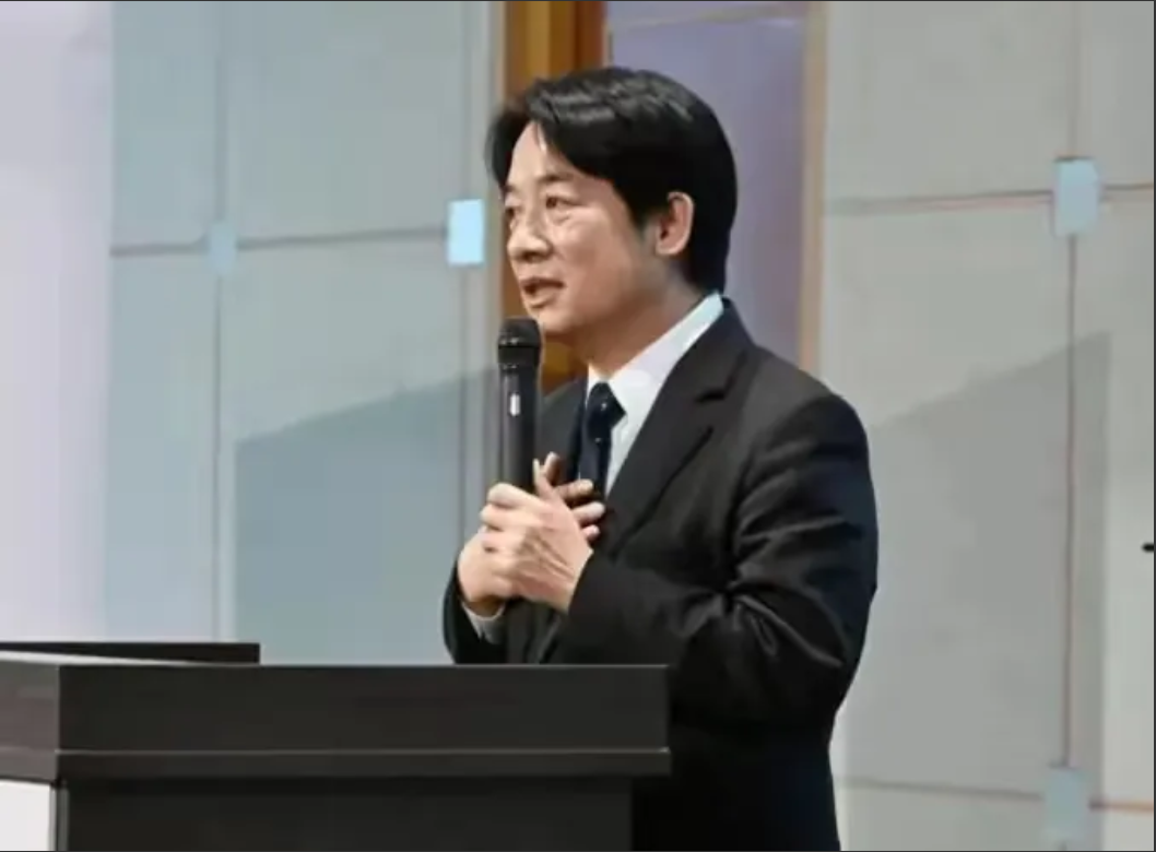 韩国瑜最近直接跟赖清德摊牌了，当着全岛民众的面撂下狠话：台湾根本不需要什么