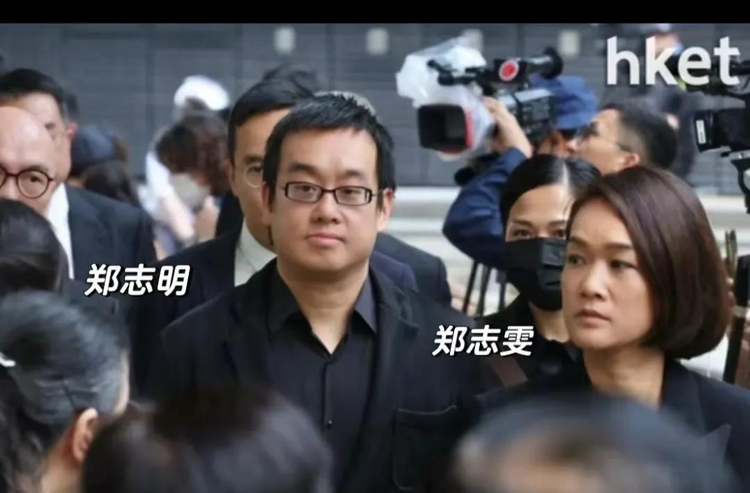 某种程度上来说，已经出嫁了的郑志雯，不是跟着老公庞建贻一起去悼念李兆基，而是跟着