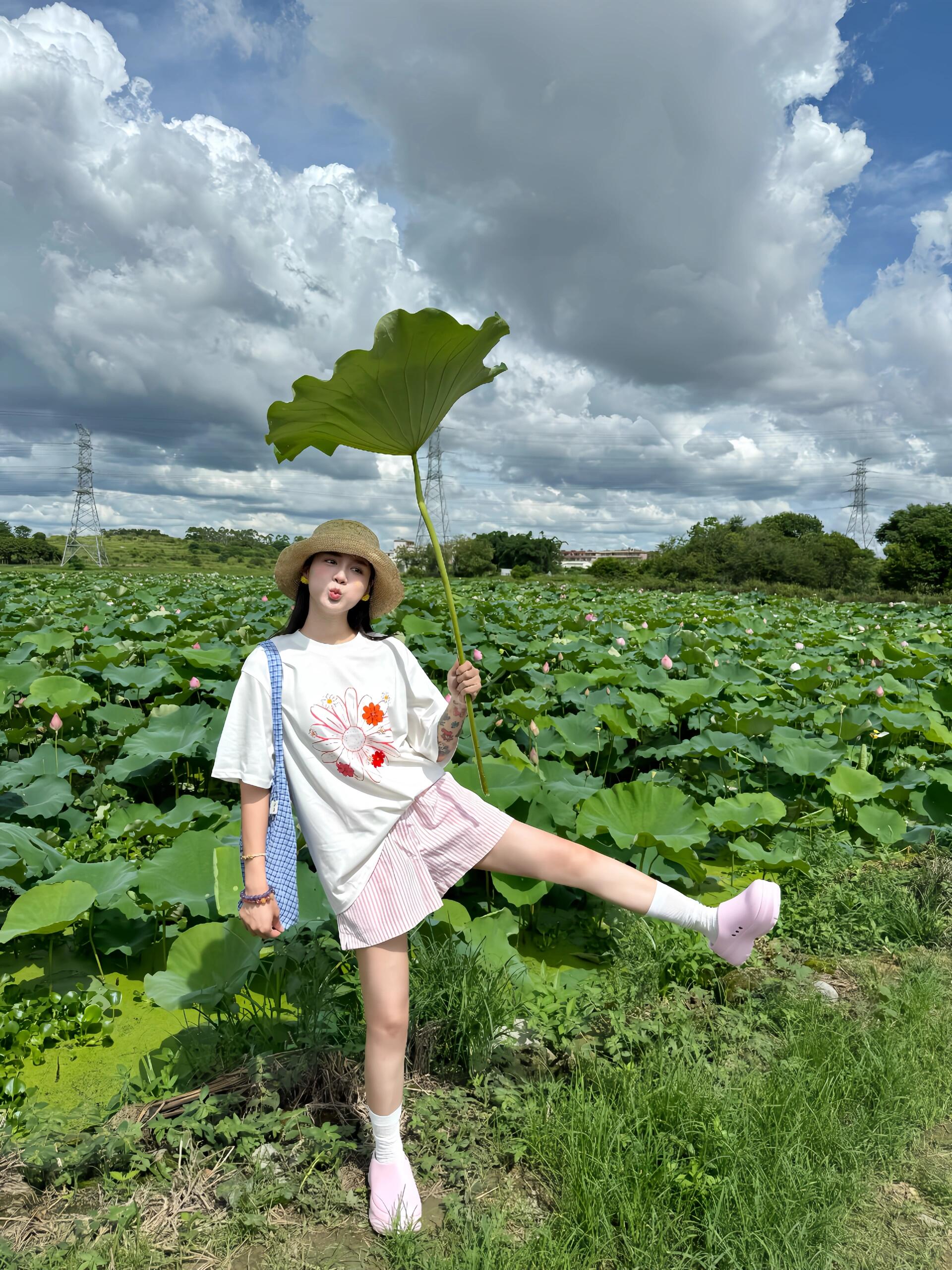 今天周末来荷花池公园拍照。