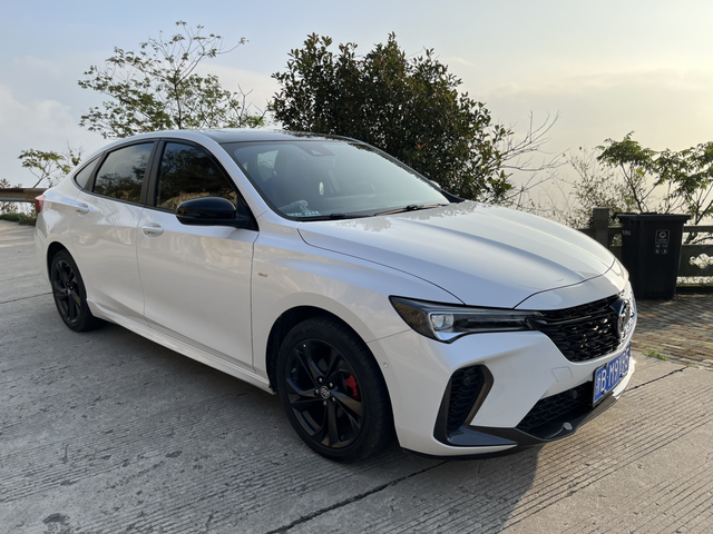 坦白局不黑不吹，
我车子二三十迈，顿挫你们有吗？有人说CVT不存的顿挫
没有就不