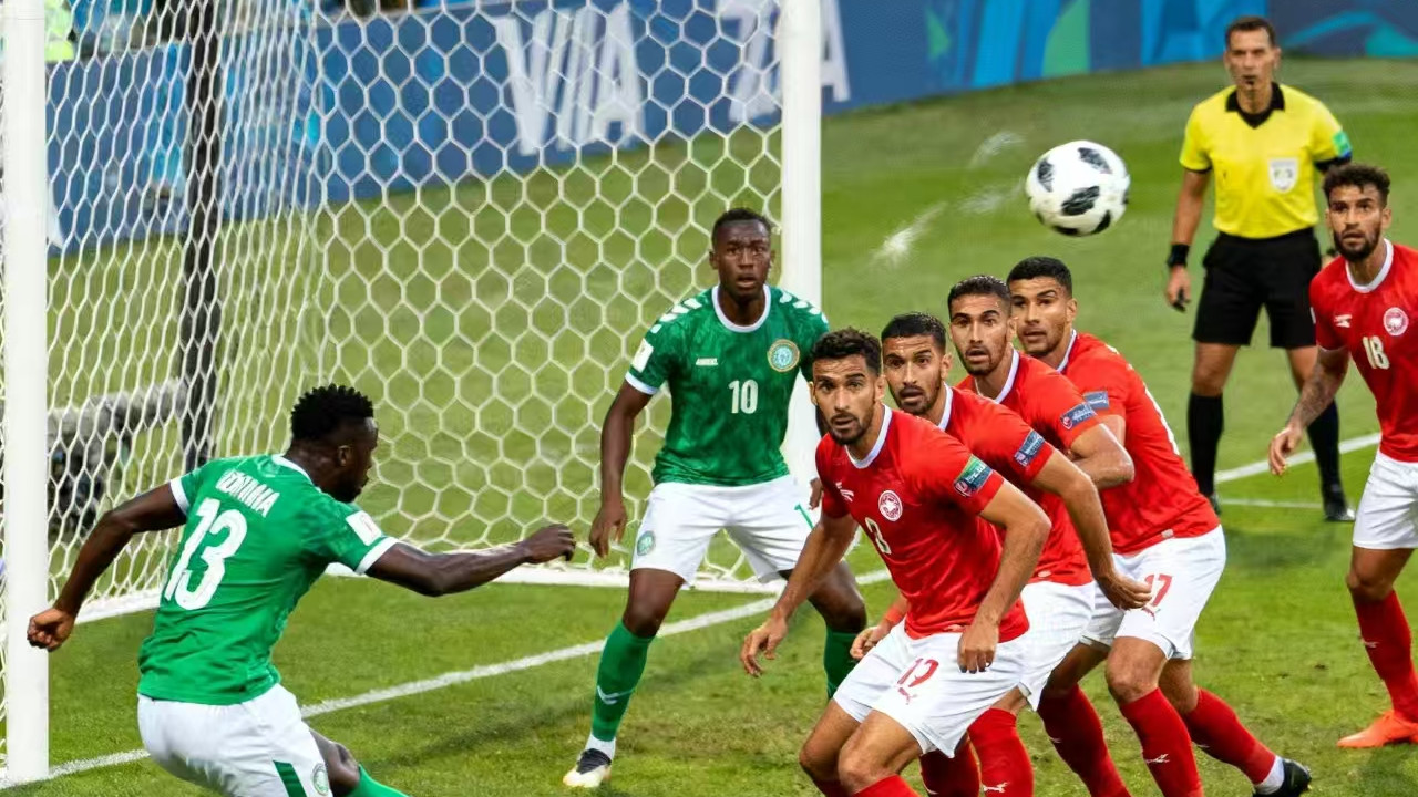 非洲杯，尼日利亚状态一般，突尼斯表现不俗。