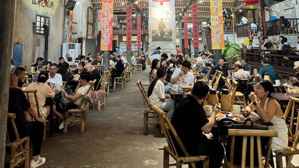 餐饮再现“综合体”？一批“老茶馆”正在长沙走红