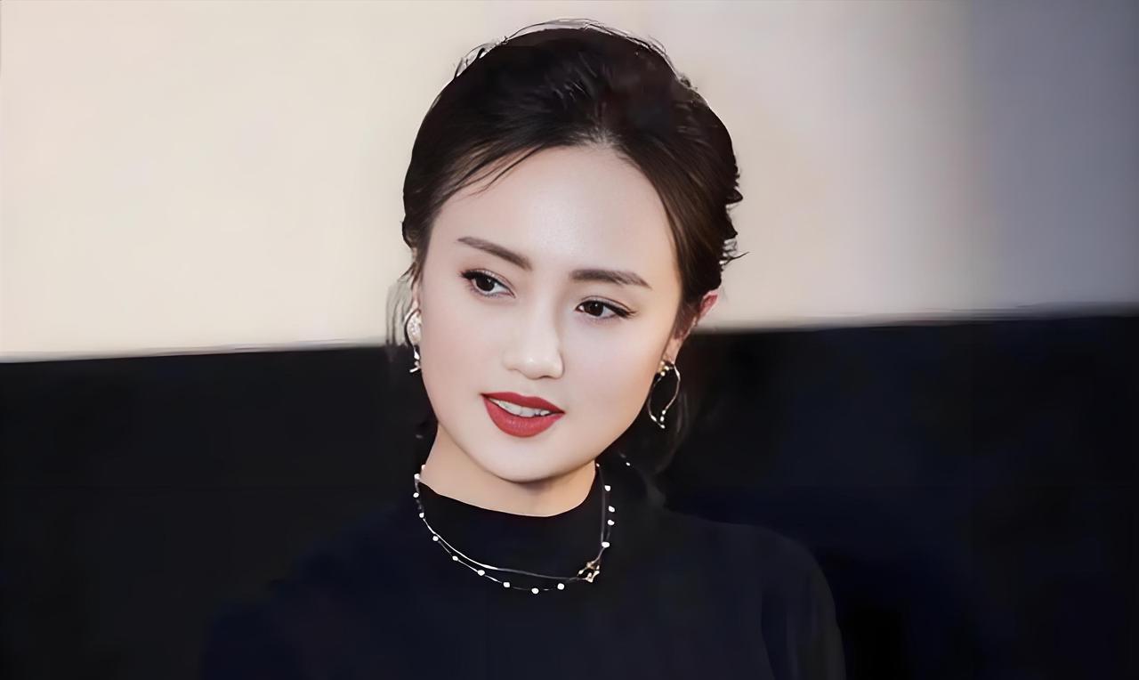 李乃文说，
知道媛媛确诊癌症的时候，我选择推掉了工作，就怕她身边需要有人的时候，