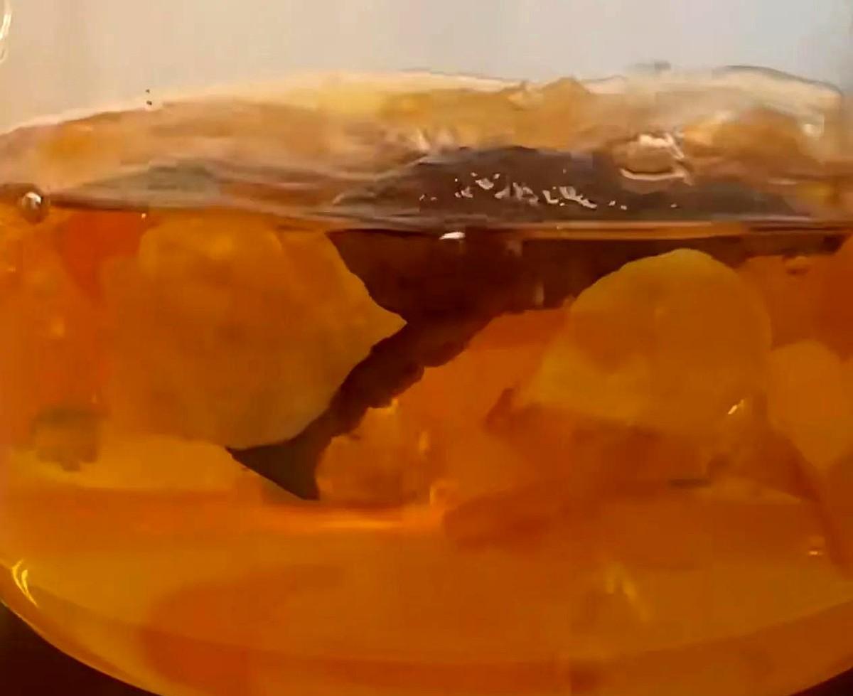 告诉你，荔枝最不适合的就是直接吃！
它从里到外都是宝，可蒸可煮，皮、肉、核作用也