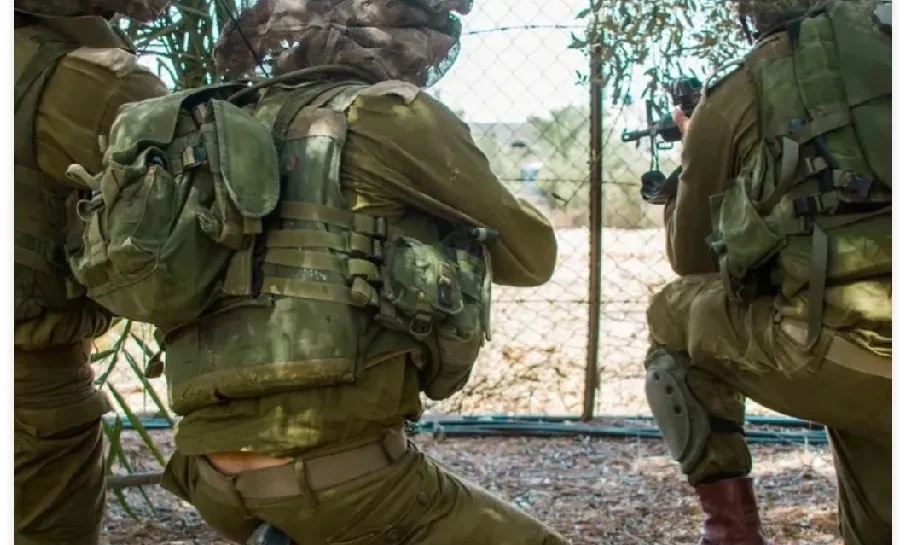 炸裂！



以色列国防军22日拘留在加沙的世界卫生组织人员，宣称他们涉嫌恐怖主